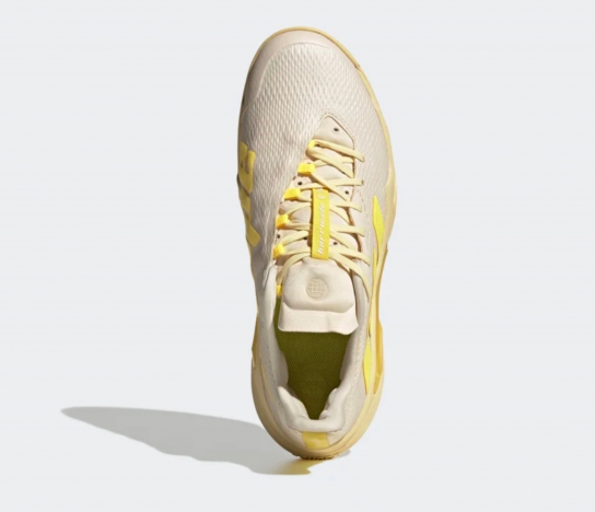 Giày tennis Adidas BARRICADE (Ecru Tint / Beam Yellow / Almost Yellow)